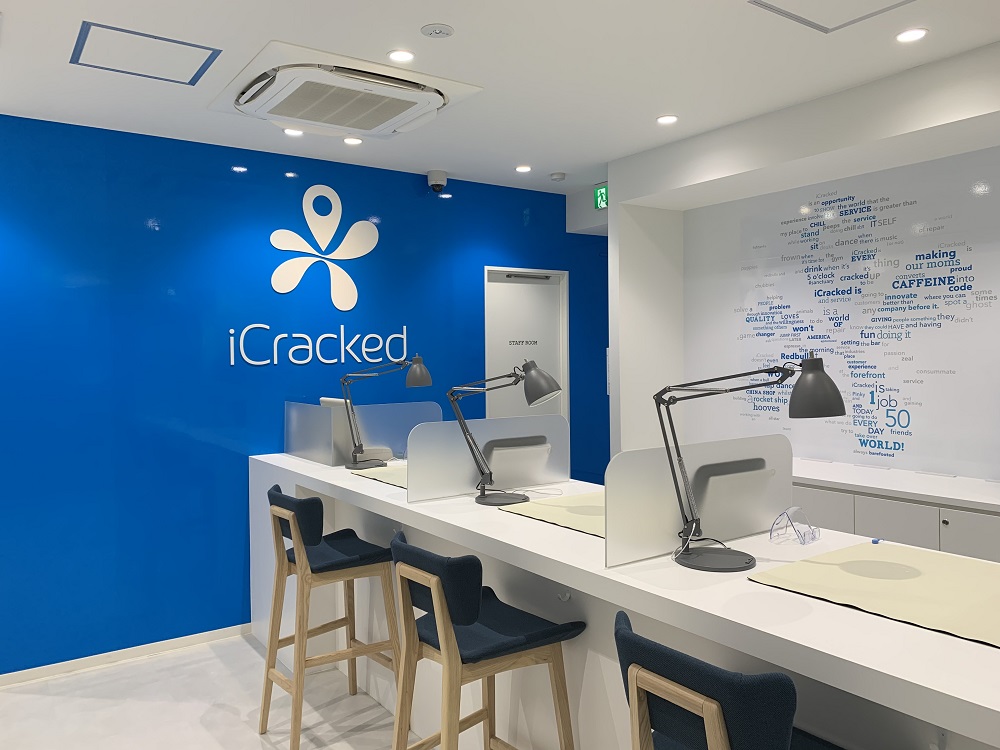 iCracked Store 湘南藤沢
